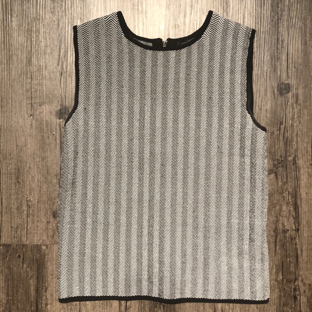 Eva Longoria Black & White Zip Tank